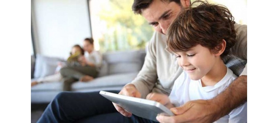 Tips Bijak Bagi Orang Tua Agar Anak Tidak Kecanduan Teknologi
